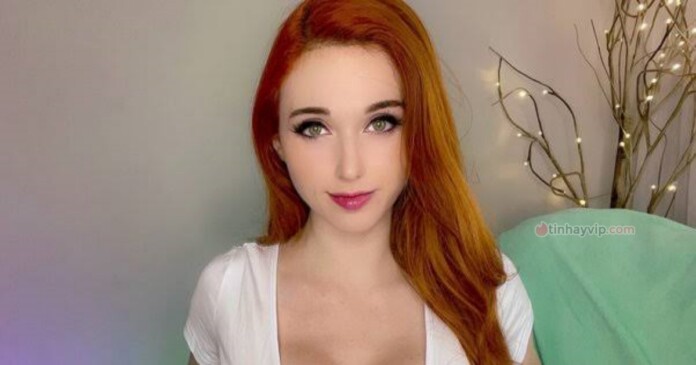 amouranth-04 Fan Amouranth gửi 70.000$ và dịch vụ vệ sĩ cho nữ streamer