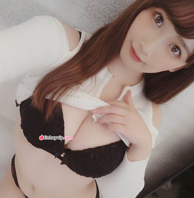 Top ảnh gái xinh Nhật Bản khoe ngực 9