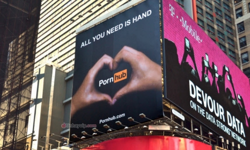 Pornhub phủ nhận việc cố ý liên kết với nội dung người lớn