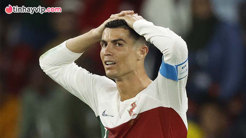 Ronaldo bị xếp vào đội hình tệ nhất vòng bảng World Cup