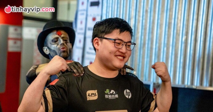uzi-thanh-tich-let-det-nhung-lai-hon-han-faker Uzi thành tích lẹt đẹt nhưng lại hơn hẳn Faker ở điểm này
