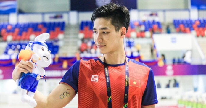 nguyen-huu-kim-son-00 Hé lộ thành tích khủng của thần đồng bơi lội Nguyễn Hữu Kim Sơn