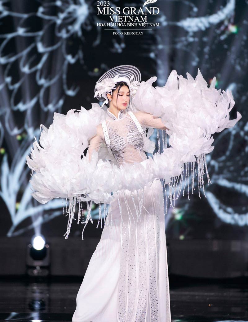 Top trang phục dân tộc Miss Grand Vietnam 2023 30