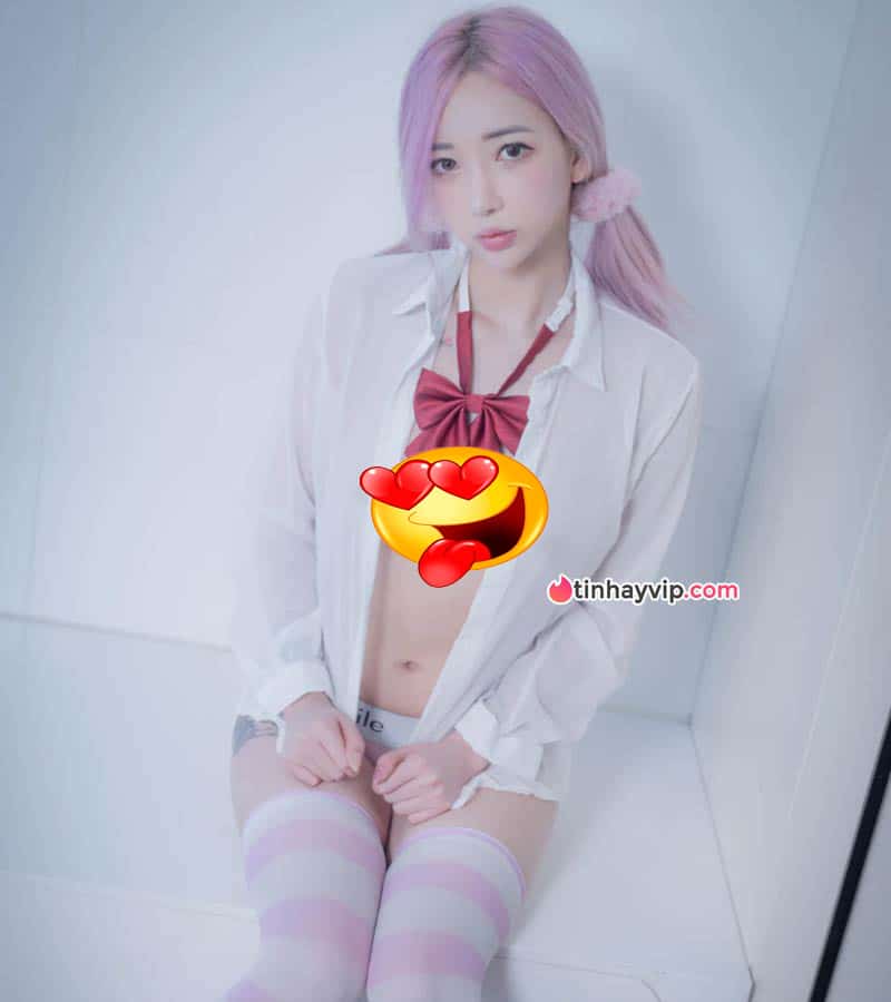 Nàng hot girl 18+ Jia đổi màu tóc xinh hết nấc show hàng cũng chẳng vừa Hot girl 18+ Jia đột phá phong cách 1