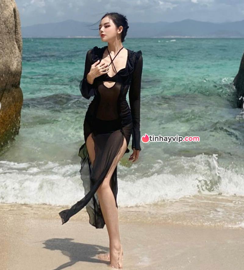 Pali Nguyen khoe bikini 1