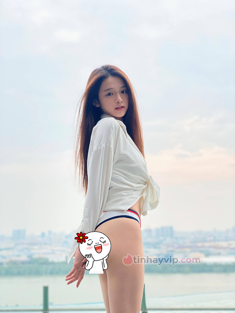 Tài khoản tiktok 18+ Linh Ka