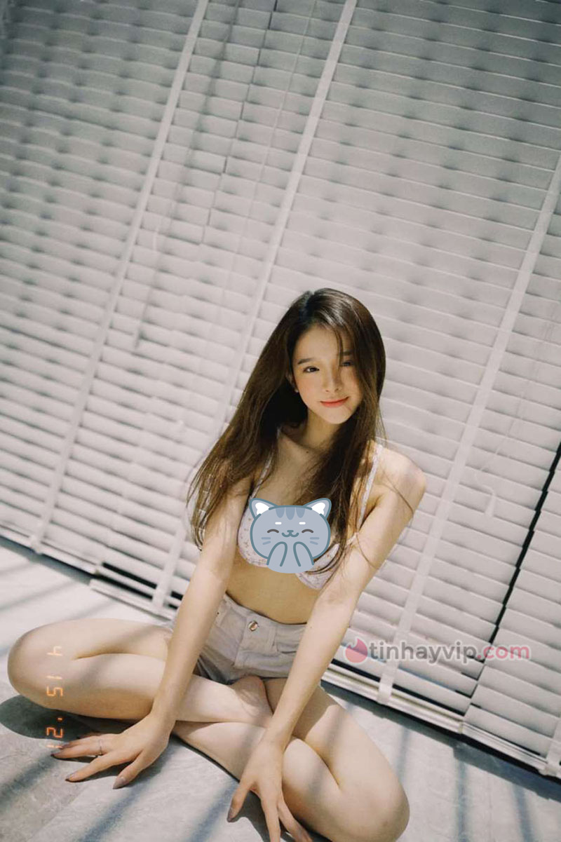 Tài khoản tiktok 18+ Linh Ka