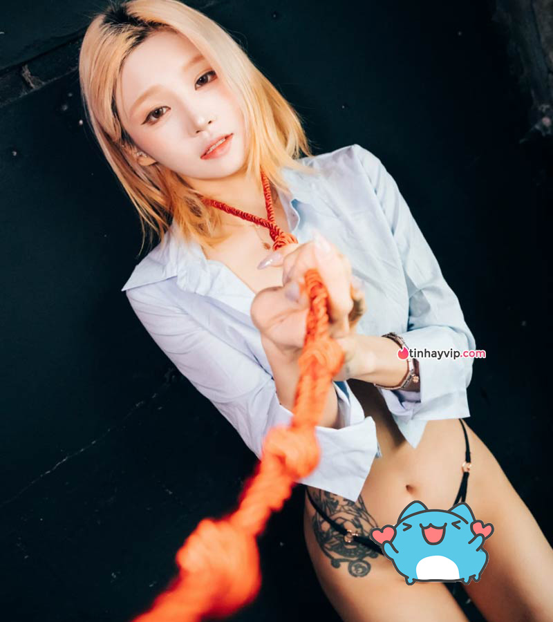 Hot girl 18+ Taeri show hàng 6