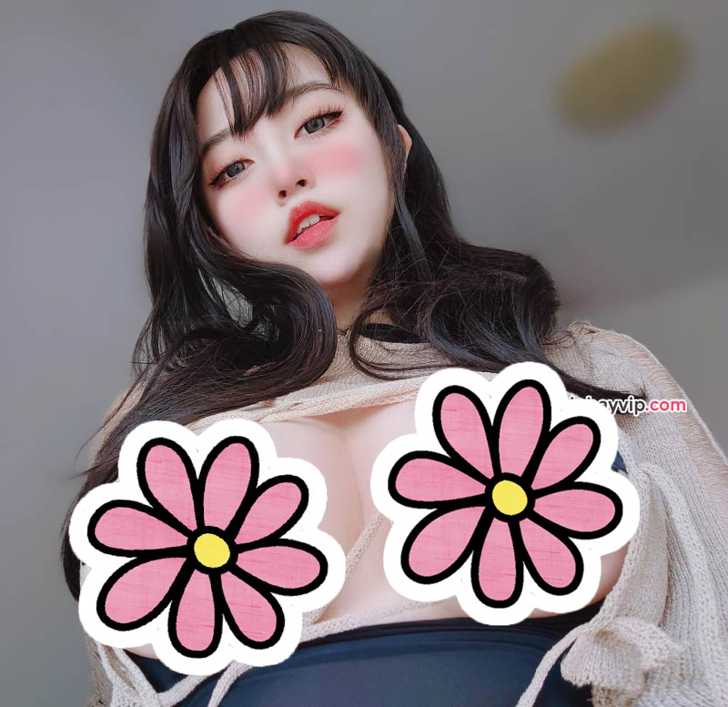 Hot girl 18+ Coty show hàng 1