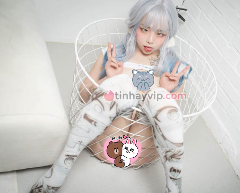 Hot girl 18+ Jelly đăng ảnh nóng chỉ để khoe tóc 4