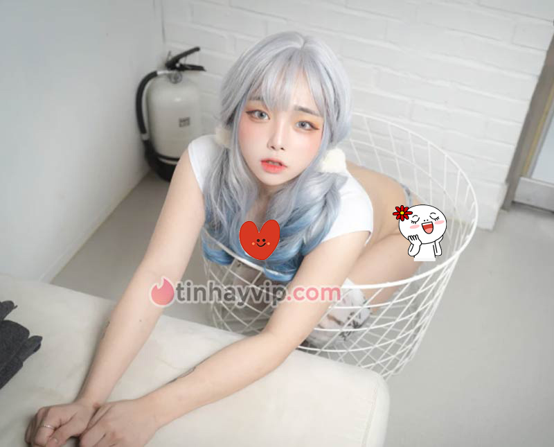 Hot girl 18+ Jelly đăng ảnh nóng chỉ để khoe tóc 5