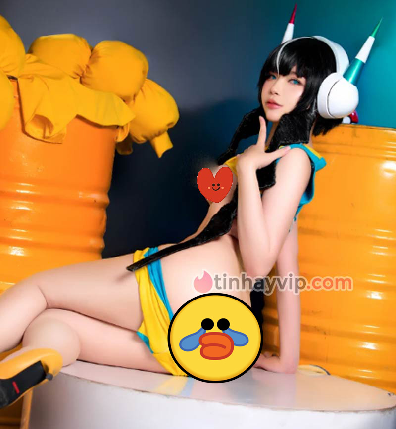Zinie cosplay Elesa 8