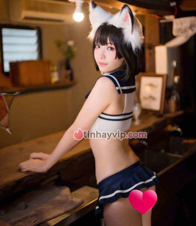 Hot girl 18+ Ely cosplay thủy thủ 6