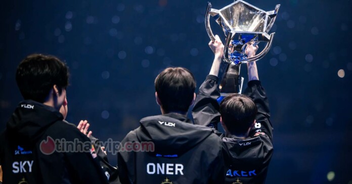 top-10-to-chuc-esports-duoc-yeu-thich-nhat-nam-20230 Top 10 tổ chức esports được yêu thích nhất năm 2023