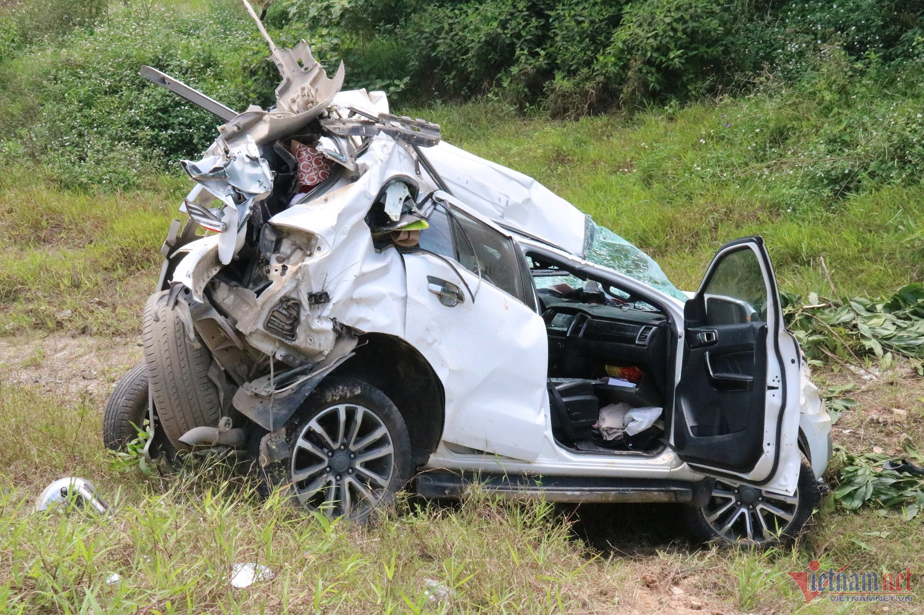 Tai nạn cao tốc Cam Lộ La Sơn