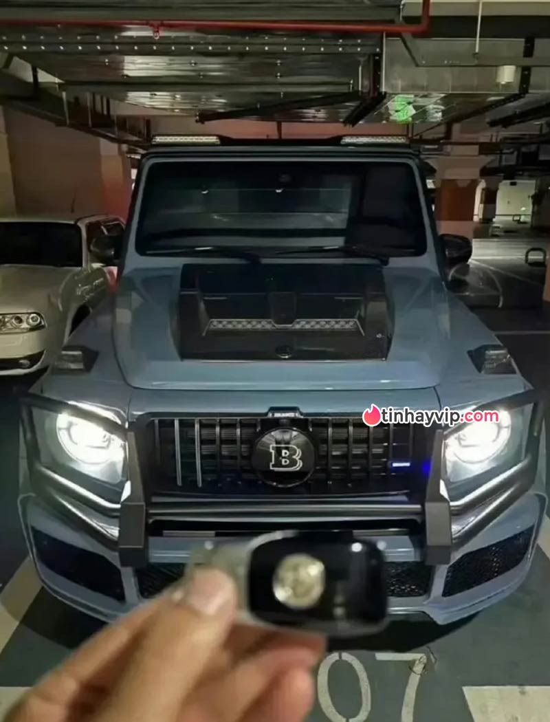 Brabus G800 của Ngô Diệc Phàm bị bán 3