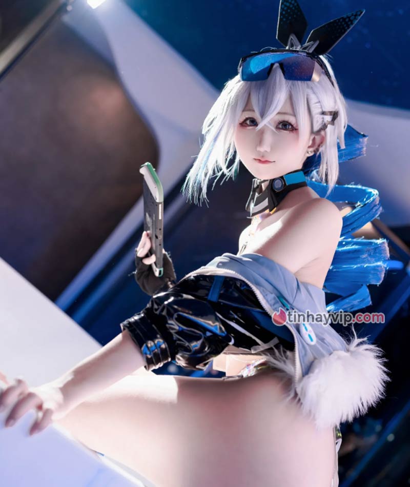 Kuuko W cosplay 18+ Silver Wolf 4