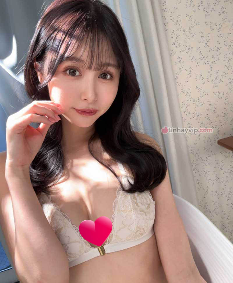 Honami Takahashi tân binh JAV múp mướt mắt của MOODYZ Honami Takahashi thử thách code phim VR