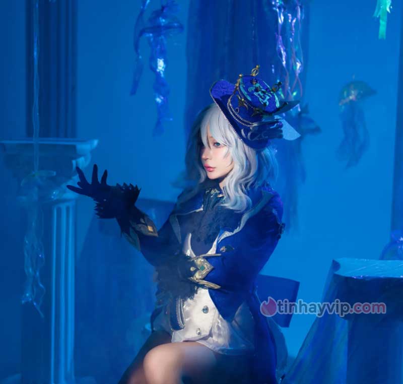 Umeko J cosplay Furina 18+