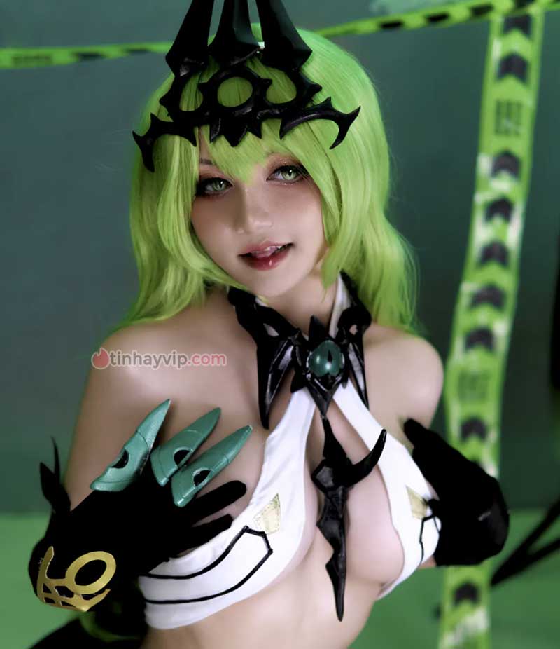 Joyce Lin2x cosplay Mobius 18+