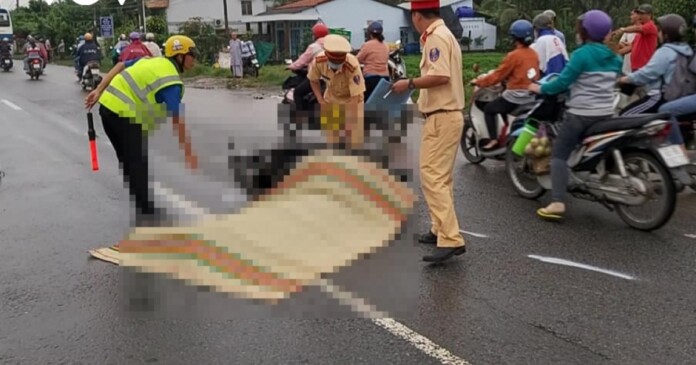 tien-giang-1 Video tai nạn liên hoàn do ô tô điên tại chợ Gạo Tiền Giang
