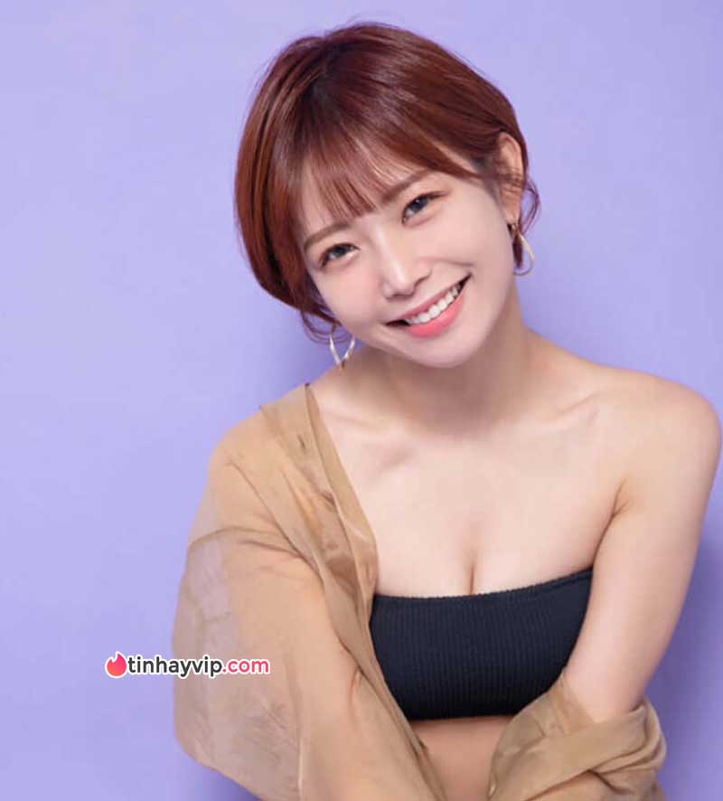 19. Mana Sakura