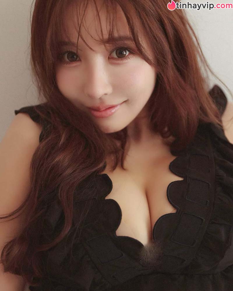 Nữ thần Yua Mikami tái xuất khiến anh em bùng nổ