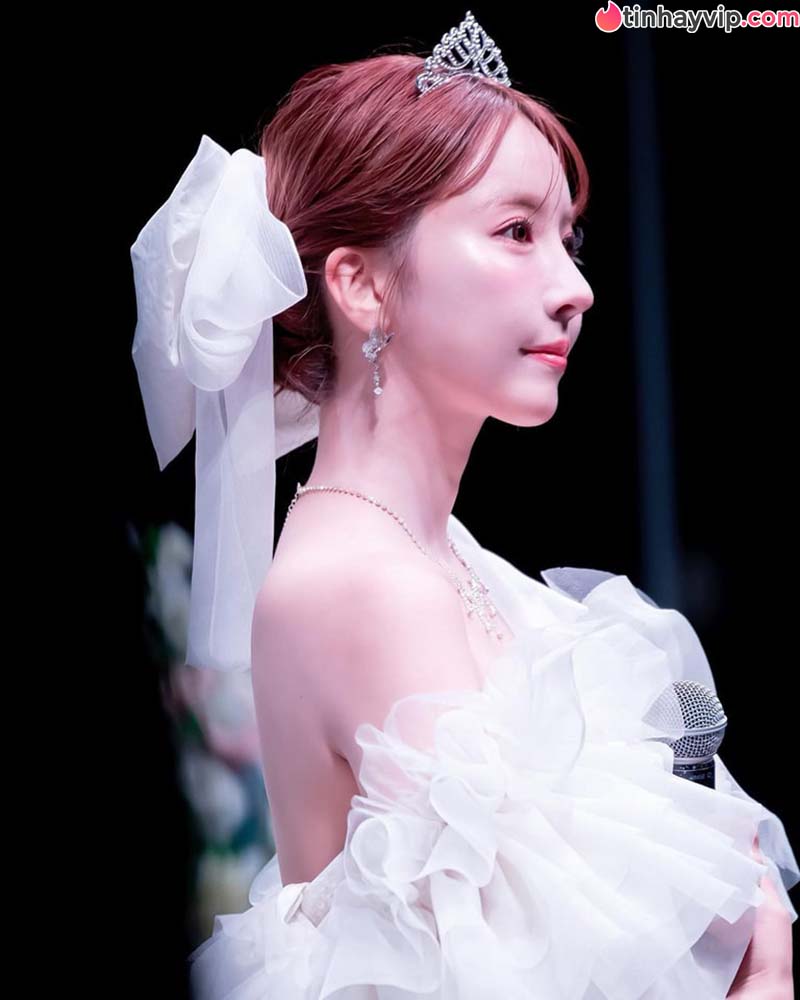 Nữ thần Yua Mikami tái xuất khiến anh em bùng nổ Nữ thần Yua Mikami tái xuất khiến anh em bùng nổ