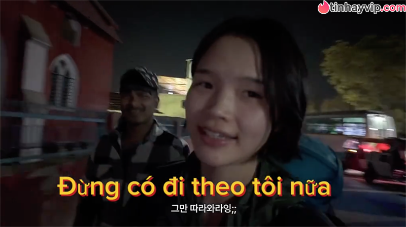 Cô gái Hàn Quốc gây sốt MXH vì dám làm điều này ở Ấn Độ