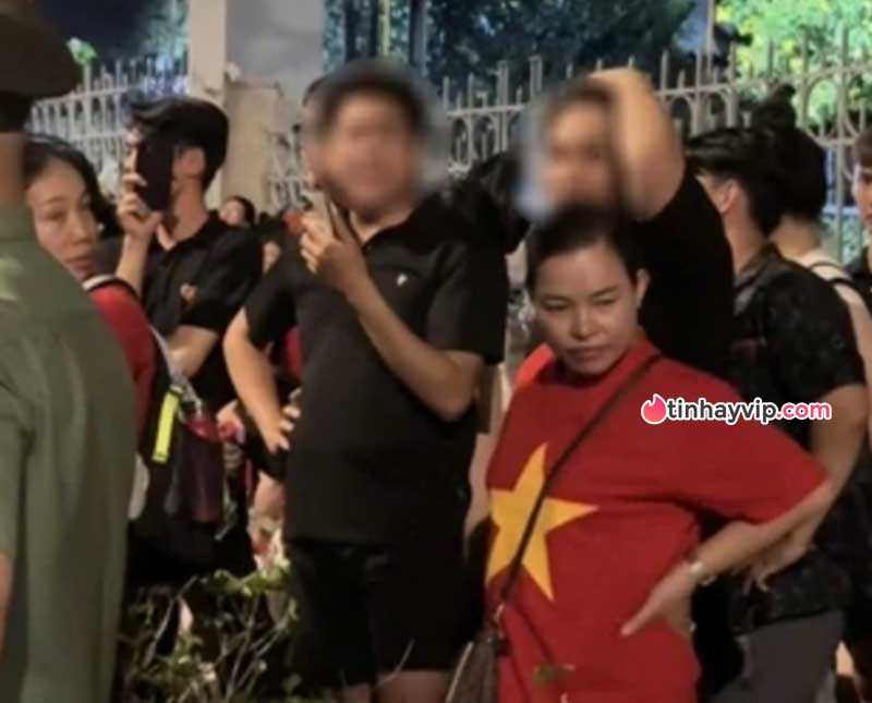 Sinh viên Văn Lang vô lễ với Cựu Chiến Binh dùng AI xin lỗi?