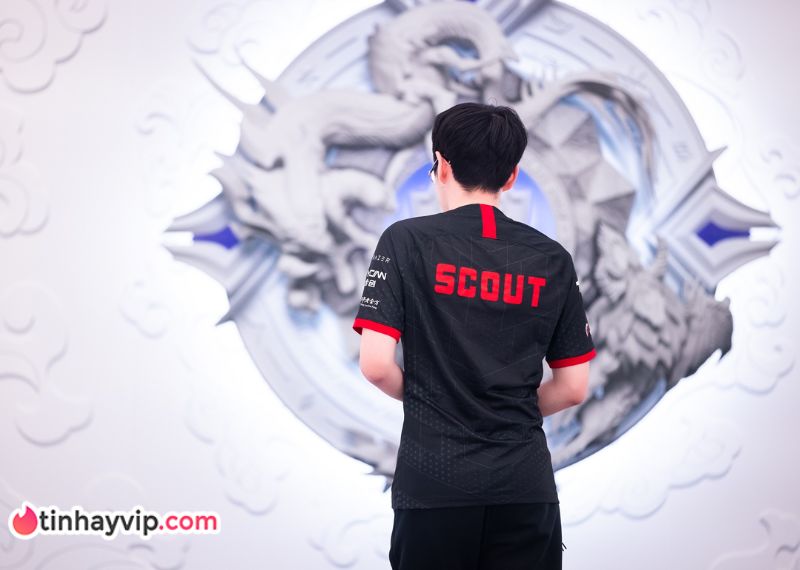 JDG có thể là "cứu tinh" giúp Scout vượt qua khủng hoảng tài chính.