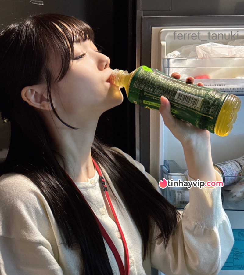 Top diễn viên JAV ăn khách nhất BookMate tháng 5/2025 Akari Matsunaga