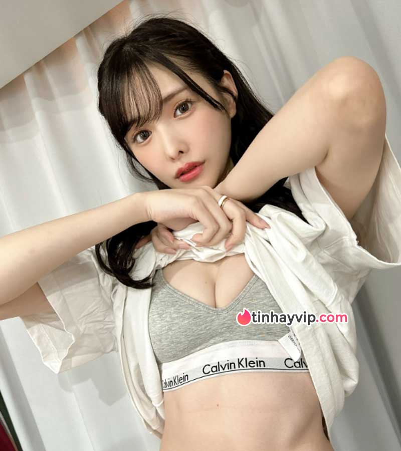 Arina Arata chia sẻ về code JAV khiến cô biến dạng Arina Arata chia sẻ về code JAV khiến cô biến dạng