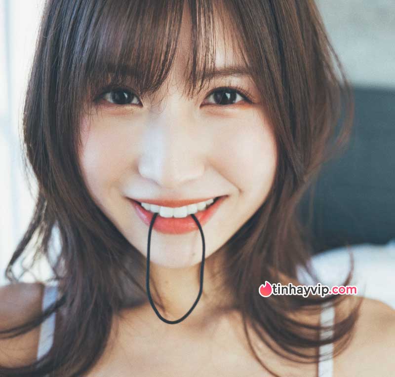 Momo Sakura