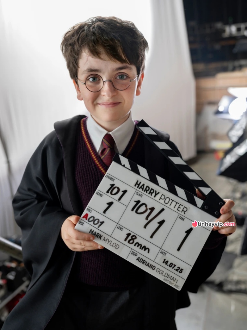 Diễn viên Harry Potter mới gây sốt với visual “chuẩn nguyên tác”