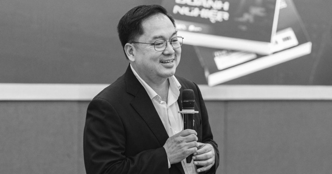 Ông Hoàng Nam Tiến - Phó Chủ tịch ĐH FPT đột ngột qua đời.