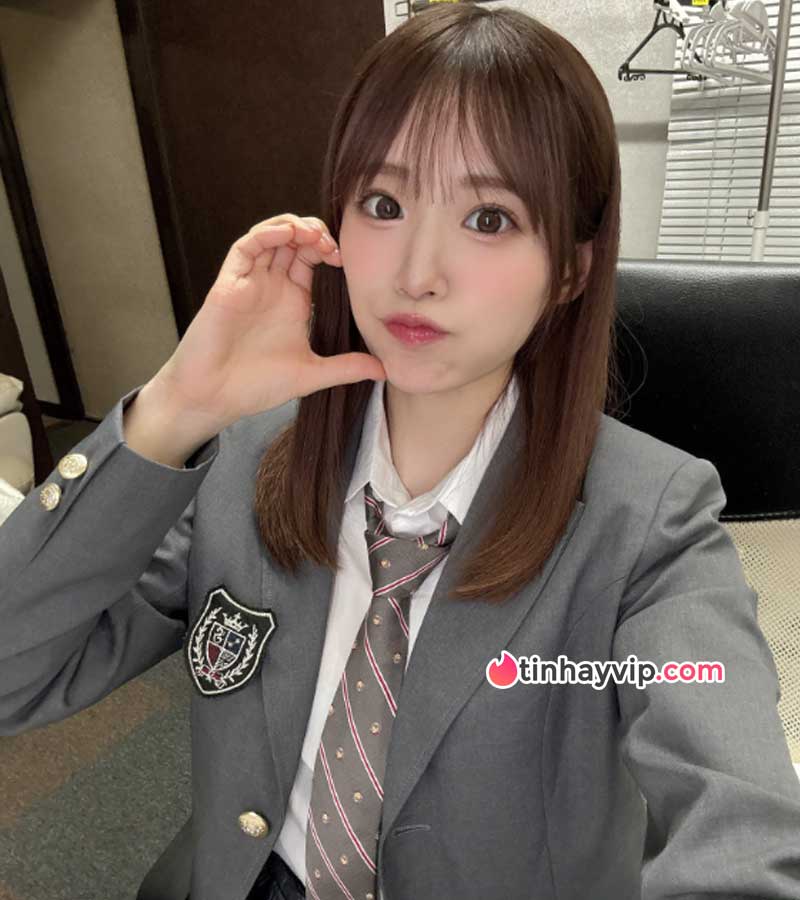 Idol JAV 2k2 Miho Nana tuyên bố giải nghệ fan tiếc nuối