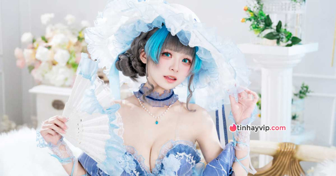 Jiuqi cosplay Cheshire Azur Lane show vòng 1 phổng phao