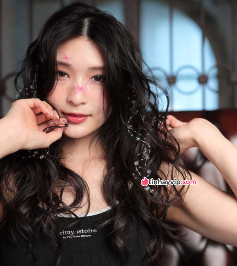 Suzu Honjo thử thách 1 vs 30 khiến người xem phải sốc Suzu Honjo thử thách 1 vs 30 khiến người xem phải sốc
