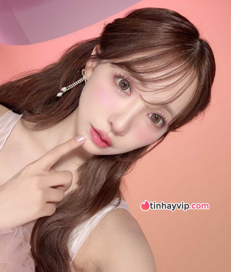 Yua Mikami bị phốt chỉ vì mặc chiếc váy cưới yêu thích Yua Mikami bị phốt chỉ vì mặc chiếc váy cưới yêu thích