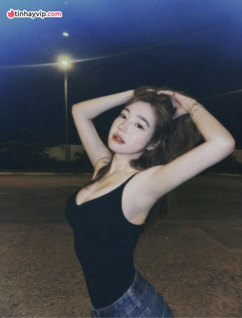 Elly Trần