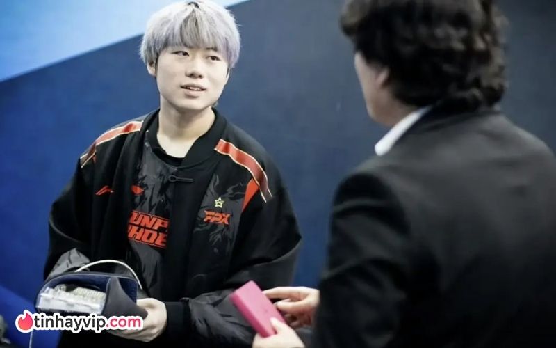 Milkyway - Tự đẩy mình vào vòng xoáy scandal.