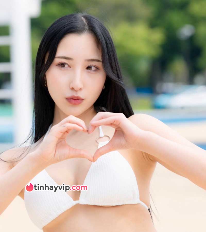 Mina Kitano lần đầu thử thách với người da đen