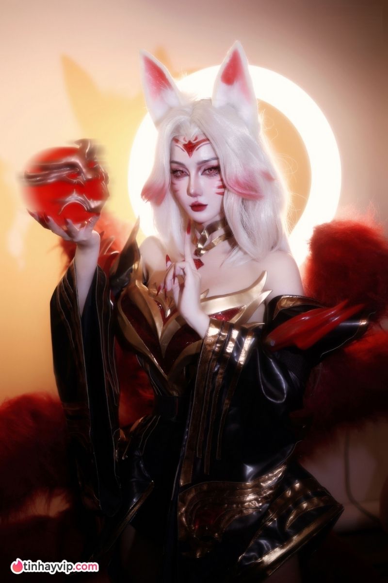 Phan Hoàng Thiên Thy cosplay