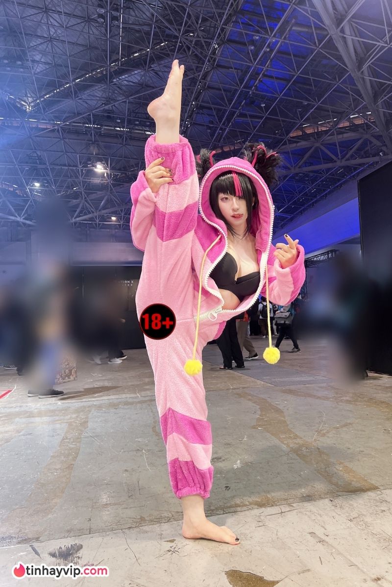 Rami cosplay.