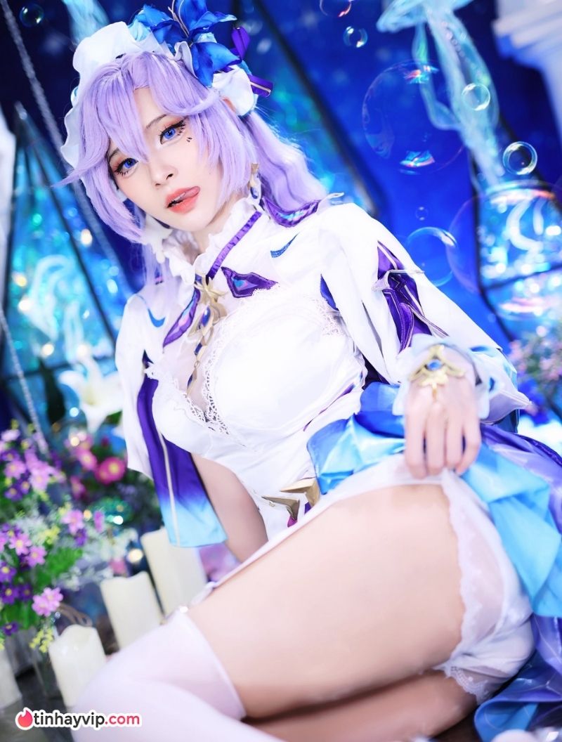 Rina tái hiện Cantarella chuẩn chỉnh.