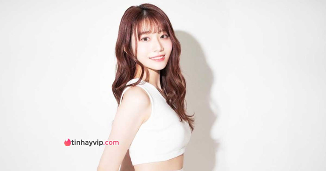 Saika Kawakita lần đầu phát cuồng với thuốc và khói