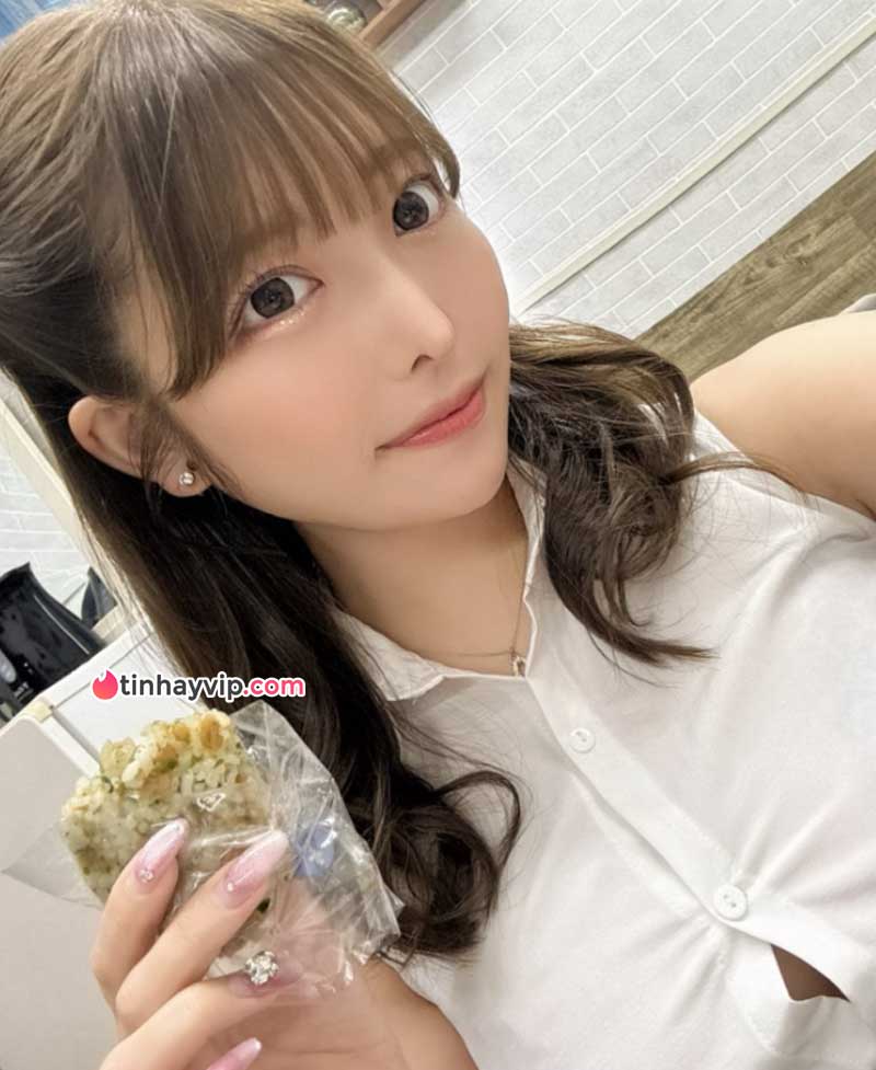 12 Idol JAV tân binh Chisaki China