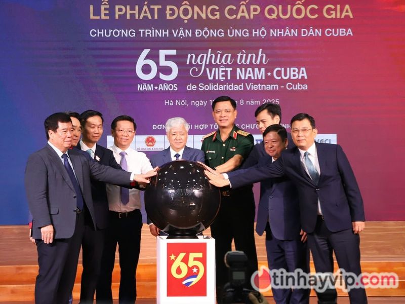Hoạt động ủng hộ nhân dân Cuba h6