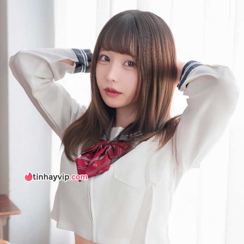 Youtuber Imada Hikari ra mắt JAV để livestream 18+